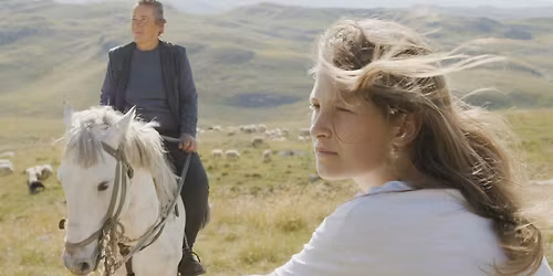 S\u00e9ance sp\u00e9ciale : To Hold a Mountain