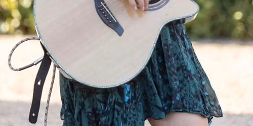 \ud83c\udfb6\ud83c\udfb5 NIKITA LOUISE \ud83c\udfb6\ud83c\udfb5