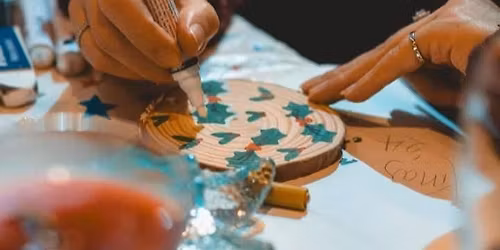 Festive Cocktails & Creativity