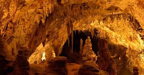 visita in giornata alle grotte di postumia entrata compresa pranzo e casino 