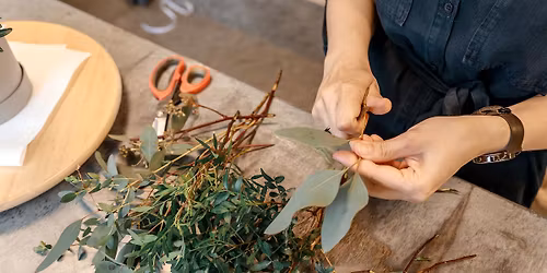Hands-On Workshop: Natural Holiday Arrangements