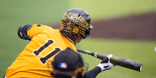 Iowa Hawkeyes Softball vs. Washington Huskies