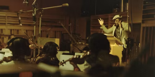 Adrian Younge in Roma