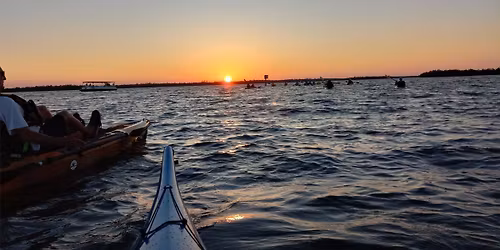 Tom Long's Friday, Nov 7th Sunset\/Bioluminesence Paddle with Near-Full Moon at End