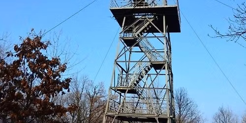 G\u00f6rbeorsz\u00e1gi csavarg\u00e1s a Tepke kil\u00e1t\u00f3hoz