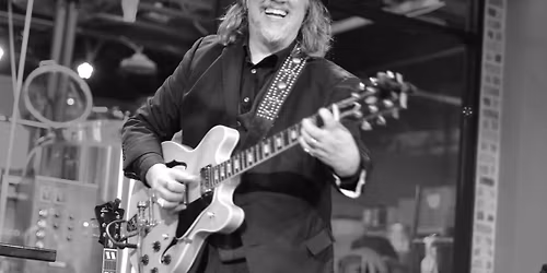 Live at Charlie's Pub!