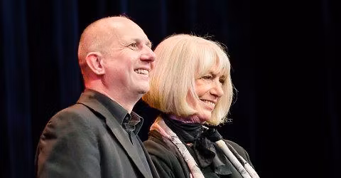 Erika Pluhar & Roland Guggenbichler - I' gib' net auf