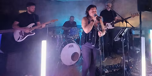 HOT TOPIC LIVE @ THE CRICKETERS ARMS