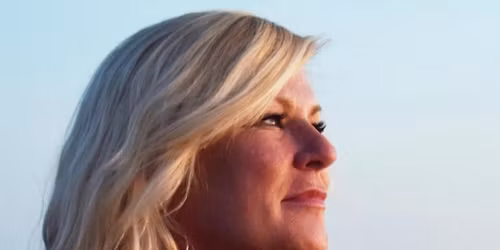 Acoustic Tuesday with Patty Reese