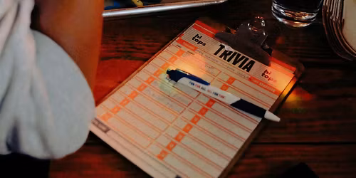 Tinder x Hi Tops Trivia Night \ufe0f\u200d