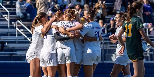 Parking North Dakota Fighting Hawks at Denver Pioneers Womens Basketball