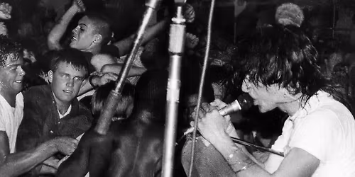 UPRIGHT CITIZENS + THE CROWDS + NEBENWIRKUNG