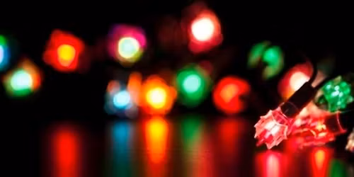 Ukulele Ben at the Xmas Lights Switch on!