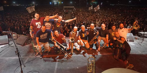 LOS TRES PUNTOS | CAF\u00c9 CHARBON NEVERS