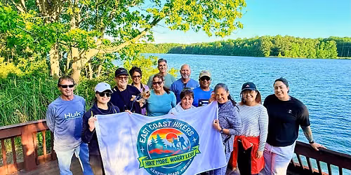 Just One More Loop! @ Oak Grove Lake Park \ud83c\udf05\ud83c\udf33\ud83d\udc5f 