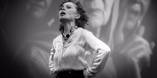 Be\u015f Ta\u015f \/ Eine Reise zu sich selbst