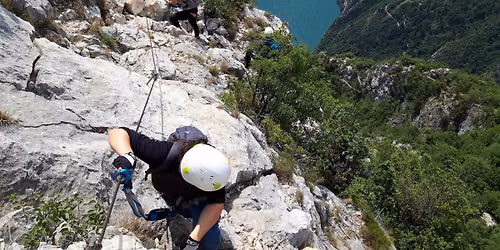 Corso di avvicinamento alle ferrate con Guida Alpina