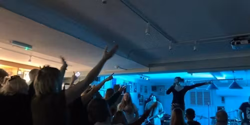 Resurgence live at The Three Horseshoes Werrington 