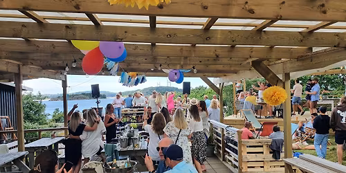 \ud83c\udf89 DAGSFEST x DJ Niklas Feldt \u2013  s\u00f6ndag 5 juli fr\u00e5n 14.00! \ud83c\udfb6