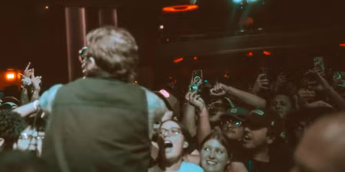 Angel Du$t, B\u00e9ton Arm\u00e9, Midrift in San Diego