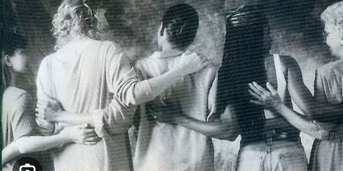 FRIENDSGIVING! SAVE THE DATE!