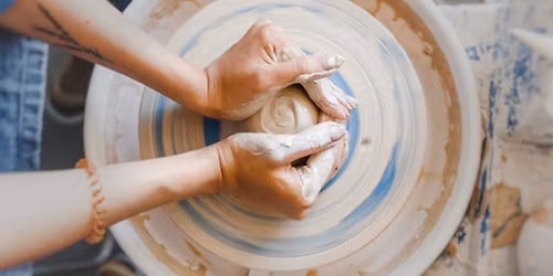 4 Week Pottery Wheel Class (Level 1)