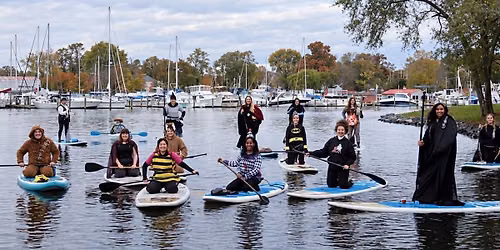 Halloween Paddle \ud83c\udf83\ud83c\udfc4\ud83c\udffb\u200d\u2640\ufe0f\ud83c\udf0a