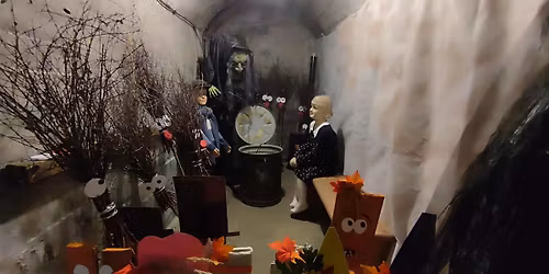 Przygotowania do Andrzejkowej Nocy Strachu