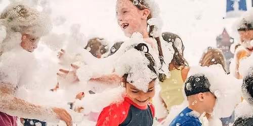 Kendra Schultz | Baird & Warner Family Fun Tent: Foam Party