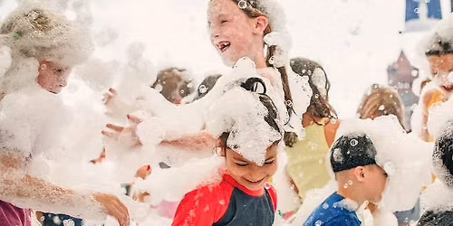 Kendra Schultz | Baird & Warner Family Fun Tent: Foam Party