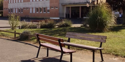 Retrouvaille coll\u00e8ge