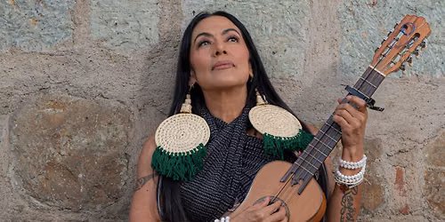 Lila Downs: Cambias mi Mundo