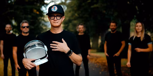 Koncerty v Kendeho vile - Jakub K\u00f6nig & Hv\u011bzdy