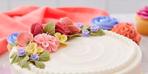 Grand Finale: Cake Decorating