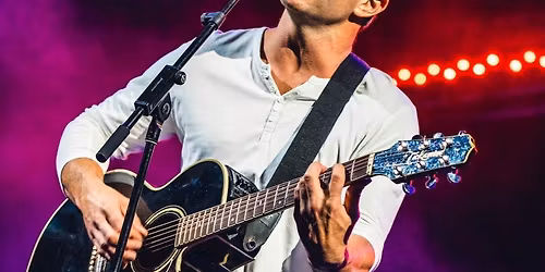 Chris Bax Band I The Queens Hotel Gladstone