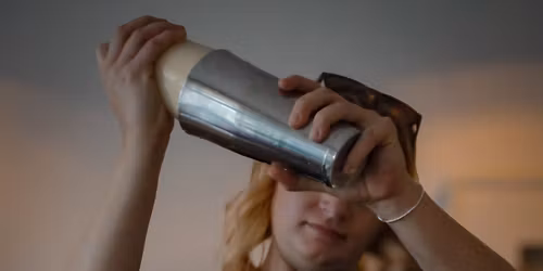 Holiday Cocktail and Mocktail Class