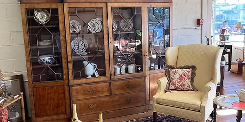 Holiday Shopping & Giving Night