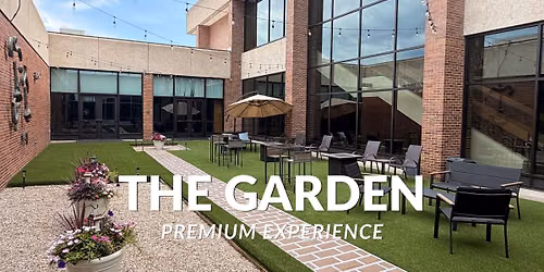 Tracy Lawrence: Garden Premium Experience