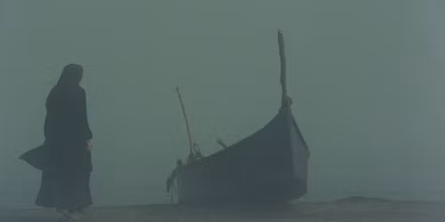 S\u00f8lvberget cinematek: The Stranger and The Fog (1974)