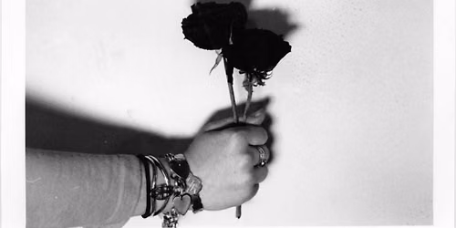 Intermediate Darkroom (IBW) w\/ Chloe Collyer