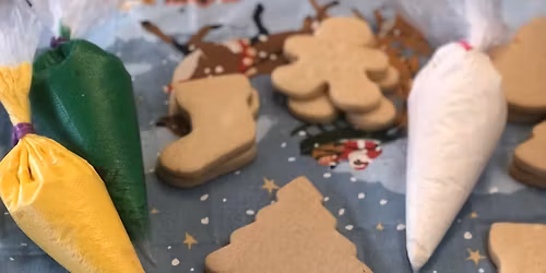 Christmas Cookie Decorating with Sisters Spice