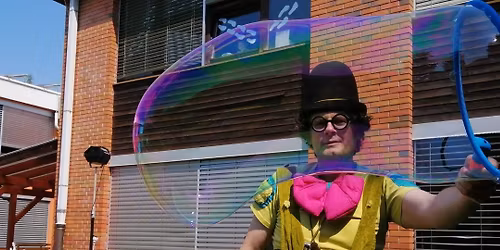 Brezpla\u010dna otro\u0161ka predstava Za popent