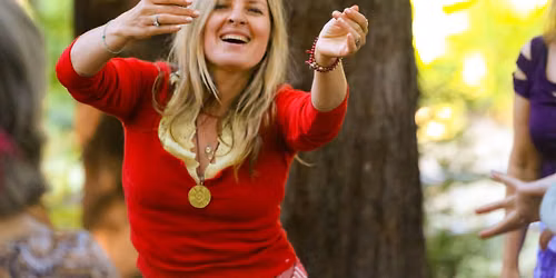 Sacred Dance: movement and Woman 
