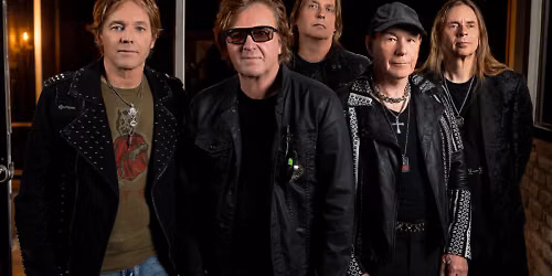 Honeymoon Suite
