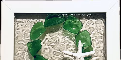 Make a Holiday Resin Frame