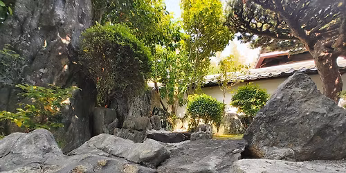 Japanilaisissa puutarhoissa