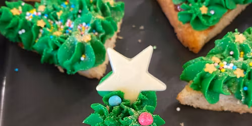 Children's Christmas Cupcake Decorating