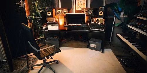 MUSIC PRODUCTION CLASS