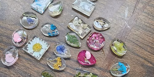 Resin Jewelry Workshop 