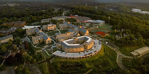 Parking Holy Cross Crusaders at Sacred Heart Pioneers Mens Hockey